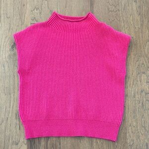 Grace brand Pink Sleeveless Sweater. Size S.